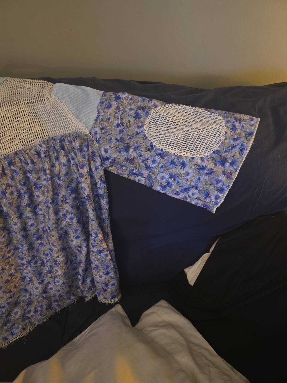 POL Light Blue Floral Crochet Yoke Mixed-Print Tunic - Picture 3 of 4